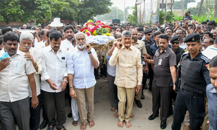 Telugu Balakrishna, Chandrababu, Kalyan Ram, Nandamuri, Ramurthy, Rohith, Ntr Ka