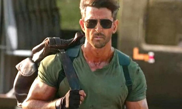 Telugu Ayan Mukherjee, Hrithik, Ntr, Tollywood, War-Movie