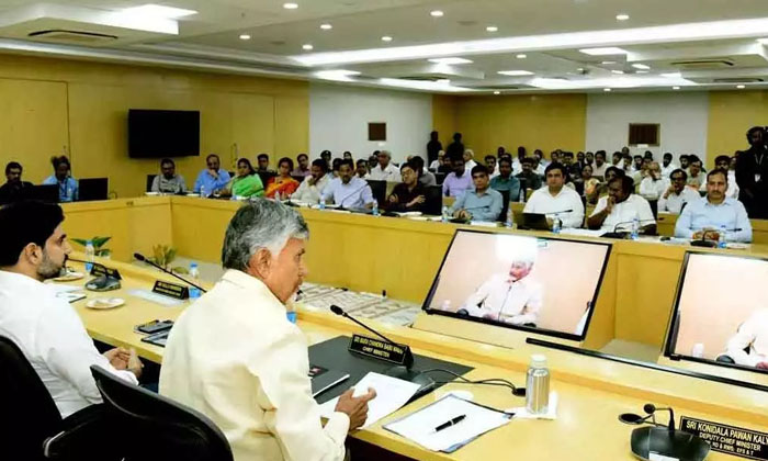 Telugu Ap, Babuimportant, Collecters-Politics