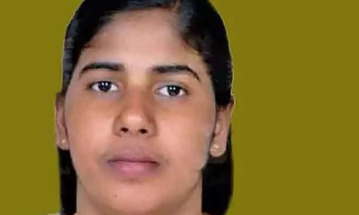  Indian-origin Nurse Nimisha Priya Has Been Awarded Death Penalty In Yemen , Yeme-TeluguStop.com