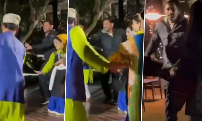  Ms Dhoni Dances On Tunes Of Gulabi Sharara Video Viral Details, Social Media, Vi-TeluguStop.com