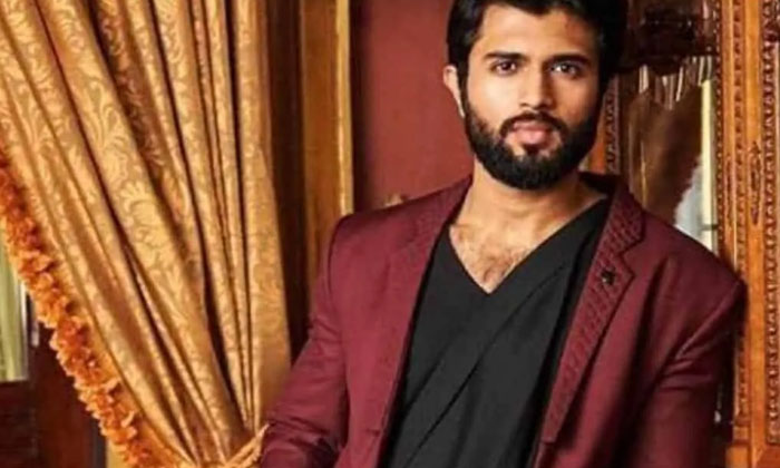  Ram And Vijay Devarakonda Are The Only Directors Who Have Made Pan India Disaste-TeluguStop.com