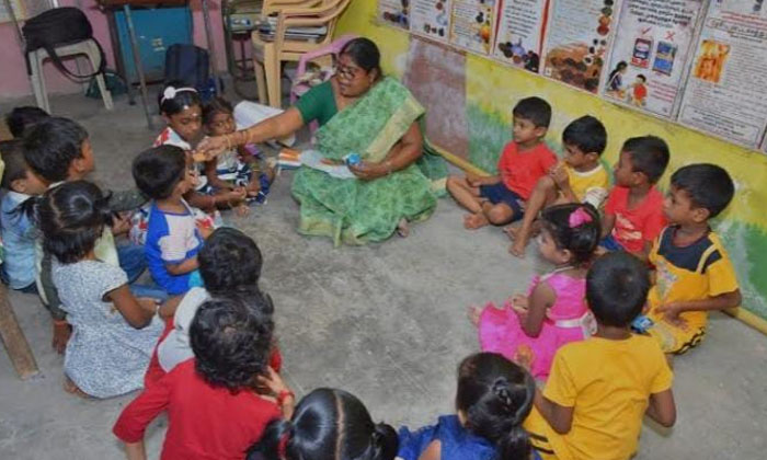  Shortage Of Anganwadi Aayalas In Anantgiri Mandal , Anganwadi Centers , Anganwad-TeluguStop.com