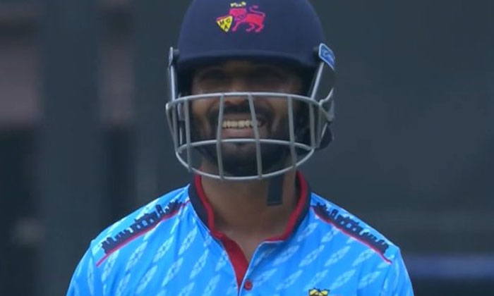  Surya Bhayya, You Sacrificed So Much For Super Rahane's Century, Surya Kumar Yad-TeluguStop.com