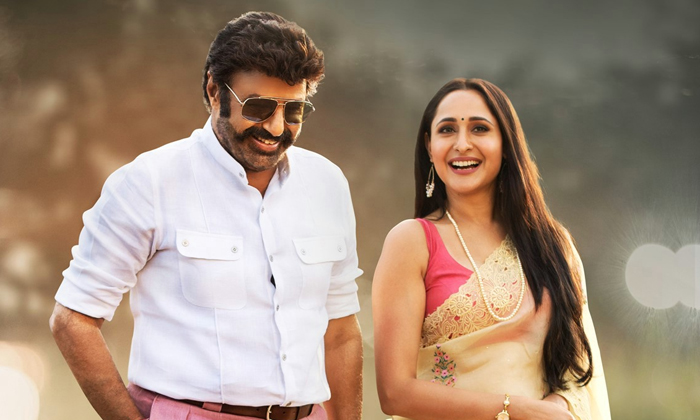 Telugu Akhanda, Balakrishna, Daaku Maharaaj, Pragya Jaiswal, Pragyajaiswal-Movie