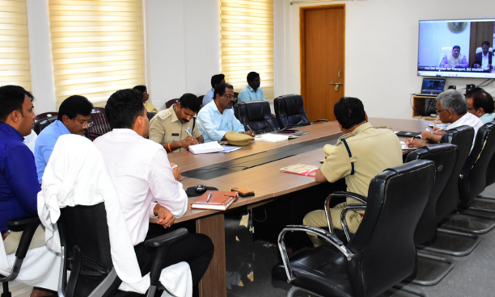  Strong Measures To Control Road Accidents Transport Minister Ponnam Prabhakar, S-TeluguStop.com