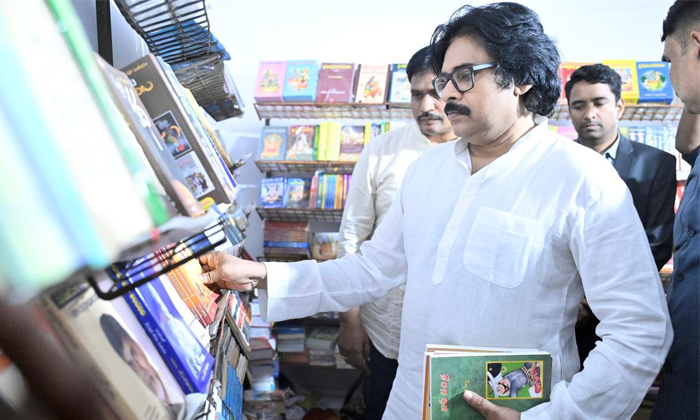 Telugu Deputycm, Intermediate, Pawan Kalyan, Tollywood, Vijayawada-Movie