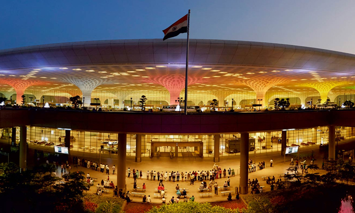 Telugu Ami Kotecha, Dubai, Minor, Mumbai, Mumbai Airport, Nri Ami Kotecha, Smugg