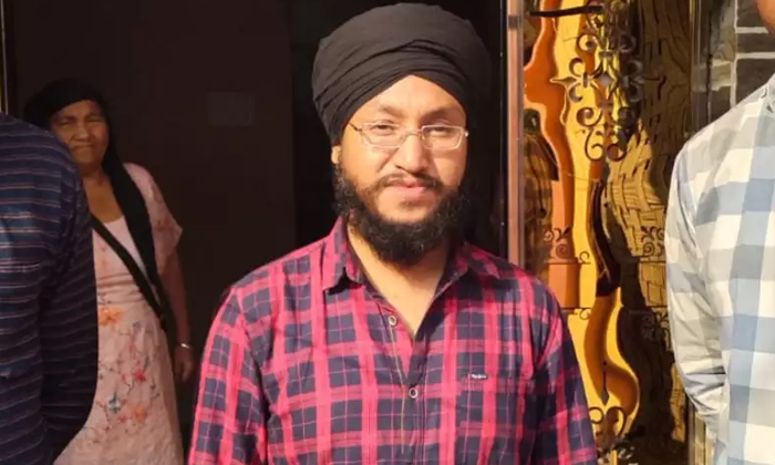 Nagpur Man Canada Dream Ends With Us Deportation Returns In Chains Details, Ille Nagpur Man Canada Dream Ends With Us Deportation Returns In Chains Details, Ille-TeluguStop.com