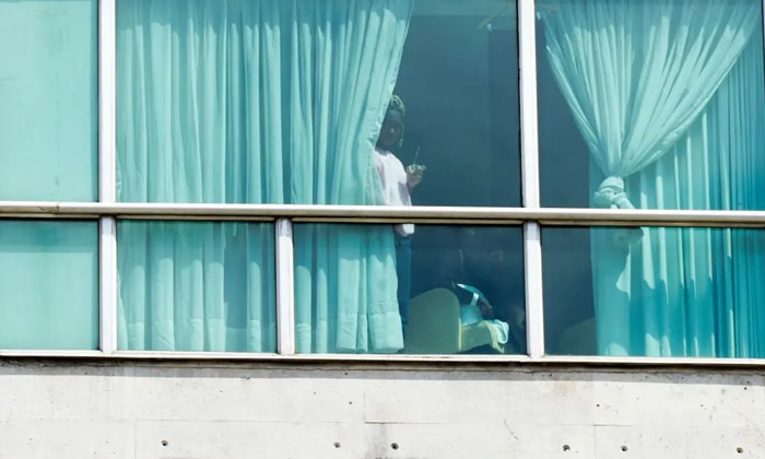  Nearly 300 Deportees From Us Held In Panama Hotel As Officials Try To Return The-TeluguStop.com