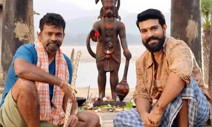  Sukumar Is Once Again Making Panche With Ram Charan Details, Sukumar , Ram Chara-TeluguStop.com