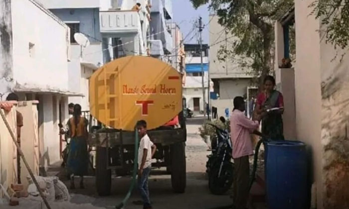  There Is A Shortage Of Water At The Beginning Of Summer , Summer, Shortage Of Wa-TeluguStop.com