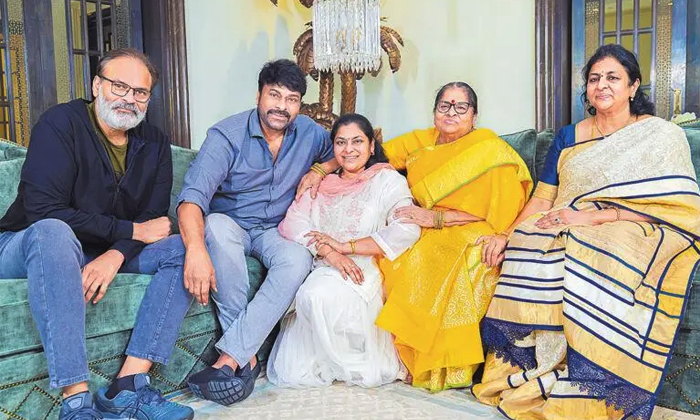 Telugu Anjana Devi, Chiranjeevi, Naga Babu, Sreeja, Sreeja Divorce-Movie Telugu Anjana Devi, Chiranjeevi, Naga Babu, Sreeja, Sreeja Divorce-Movie