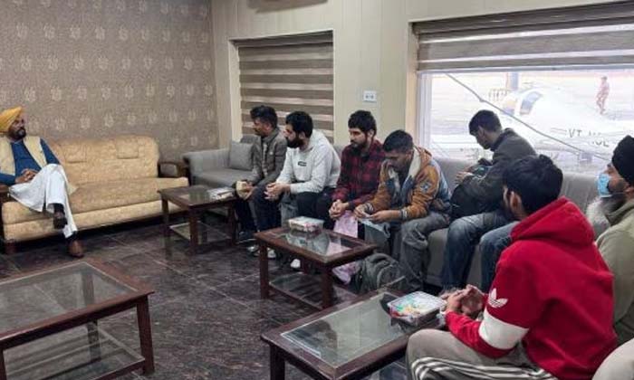 Telugu Firs, Donald Trump, Punjab, Travel, Deportees-Telugu NRI