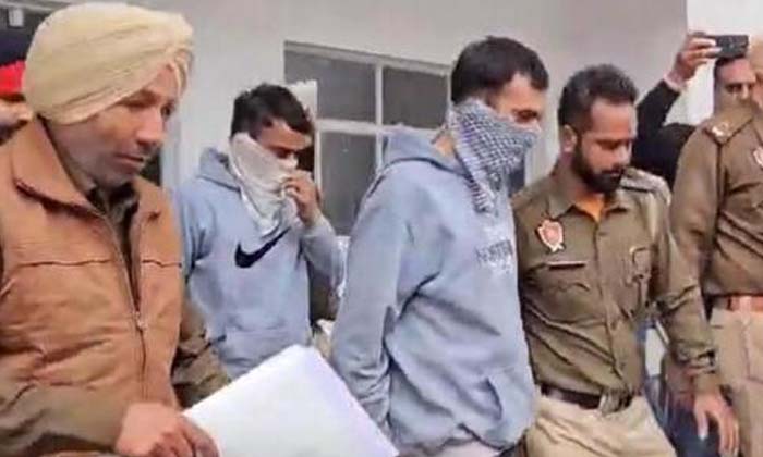  Us Deportees From Punjab Made Comments On Police , Donald Trump , Punjab Made Co-TeluguStop.com