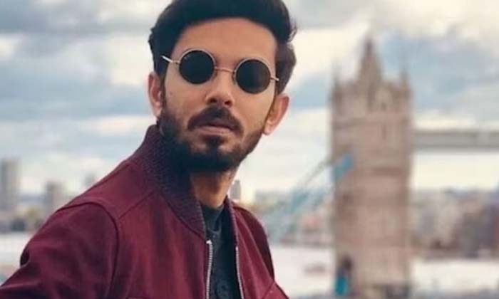  Star Music Director Anirudh Remuneration Details Inside Goes Viral In Social Med-TeluguStop.com