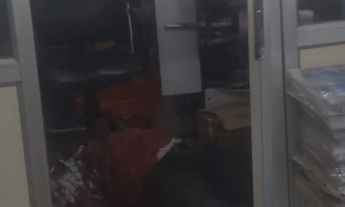  Laser Color Lab Owner Brutally Murdered In Nalgonda, Nalgonda District, Laser Co-TeluguStop.com