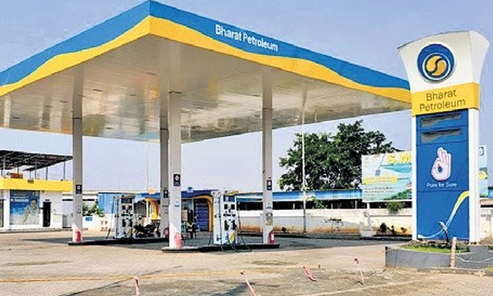  No Sunday Closure Of Petrol Stations In Ap , Petrol Stations In Ap , Sunday Cl-TeluguStop.com